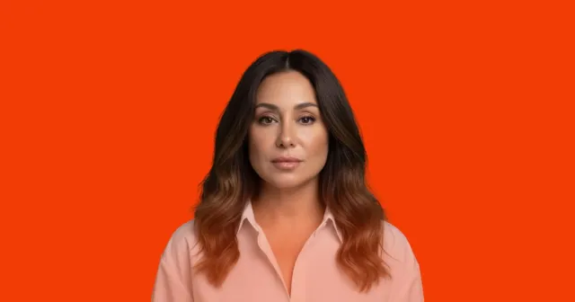 صورة أنجــي علــي - السيرة الذاتية والإنجازات